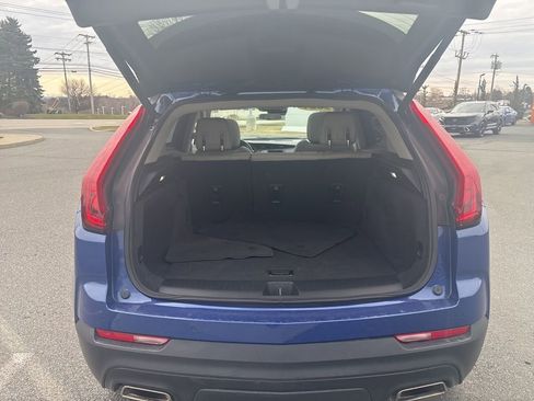 Used 2021 Cadillac XT4 Luxury w/ Cold Weather Package image 29