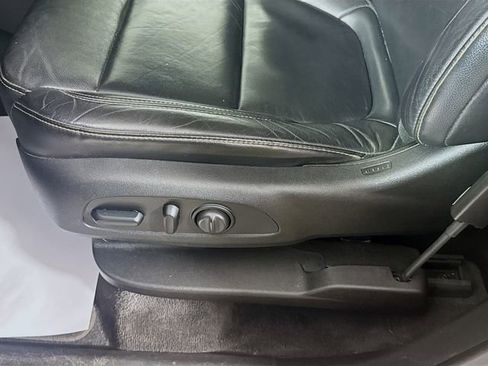 Used 2018 Chevrolet Traverse LT AWD/4WD image 22