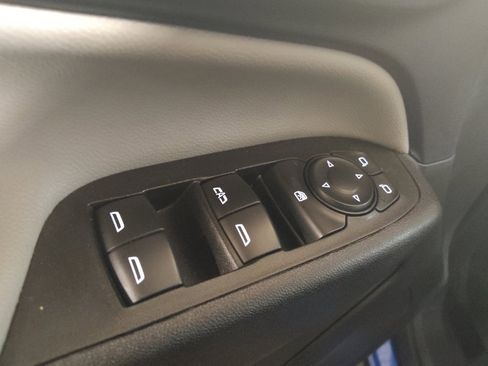 Used 2024 Chevrolet Equinox LS w/ LS Convenience Package FWD image 27