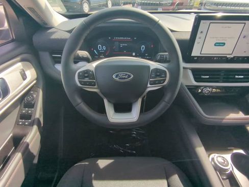 New 2026 Ford Explorer Active image 17