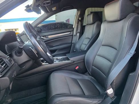 Used 2022 Honda Accord Sport image 10