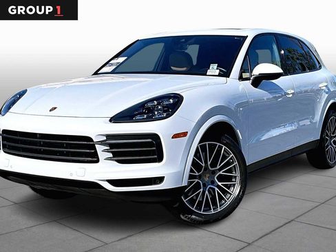 Used 2023 Porsche Cayenne image 1