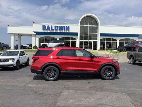 New 2026 Ford Explorer ST w/ Sun And Sound Package AWD/4WD image 8