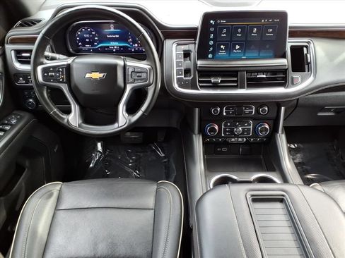 Used 2024 Chevrolet Tahoe Premier AWD/4WD image 19