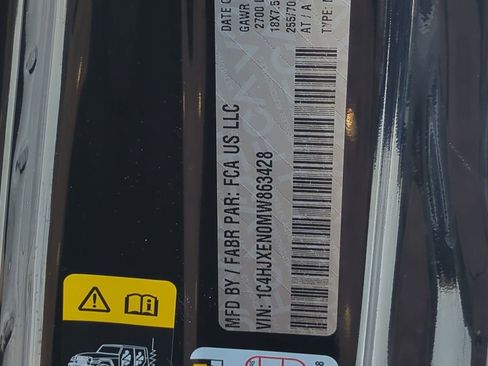 Used 2021 Jeep Wrangler Unlimited Sahara image 39