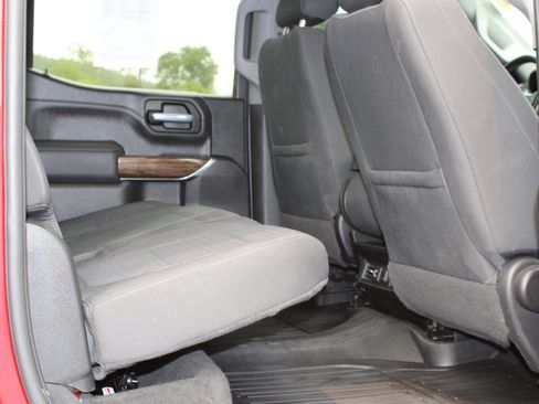 Used 2021 GMC Sierra 1500 Elevation w/ LPO, Elevation Black Package AWD/4WD image 14
