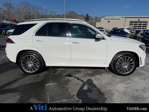 Certified 2022 Mercedes-Benz GLE 450 4MATIC image 9