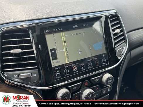 Used 2019 Jeep Grand Cherokee Altitude AWD/4WD image 24