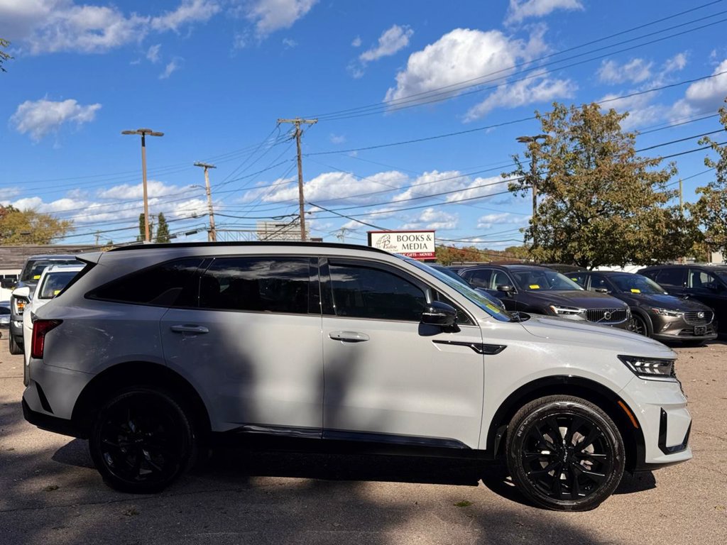 Used 2022 Kia Sorento SX AWD/4WD image 7