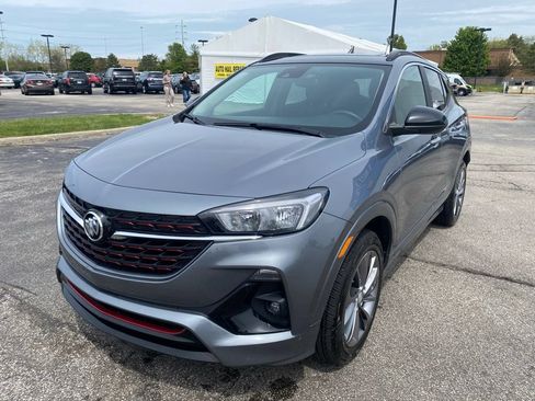 Used 2020 Buick Encore GX Select w/ Experience Buick Package AWD/4WD image 3