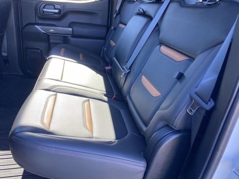 Used 2020 GMC Sierra 1500 AT4 w/ AT4 Premium Package image 5