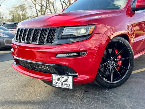 Used 2014 Jeep Grand Cherokee SRT image 3