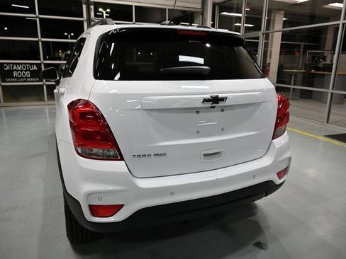 Used 2022 Chevrolet Trax LT w/ Driver Confidence Package image 6