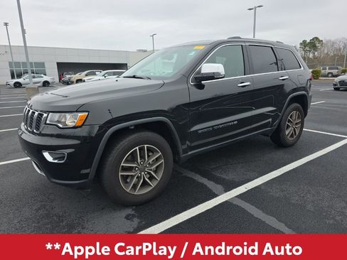 Used 2022 Jeep Grand Cherokee Limited image 3