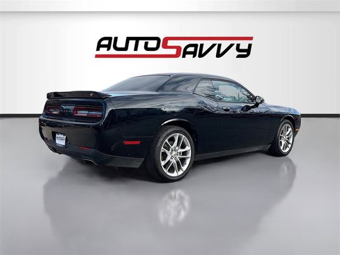 Used 2022 Dodge Challenger GT image 7
