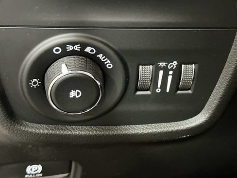 New 2026 Jeep Grand Cherokee Limited AWD/4WD image 11