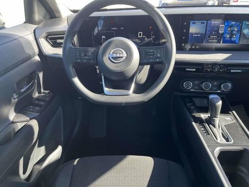 New 2026 Nissan Kicks S image 8