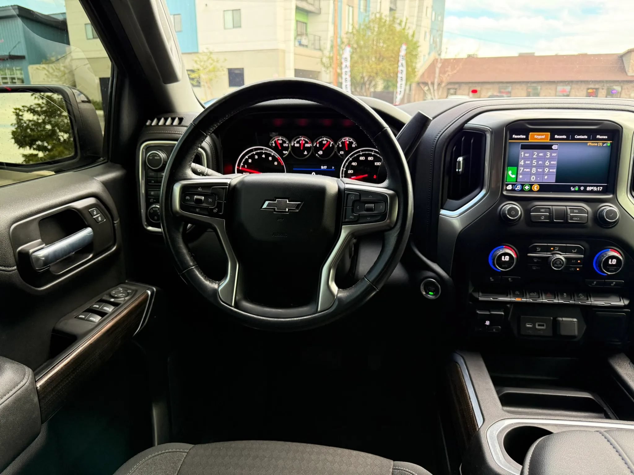 Used 2021 Chevrolet Silverado 1500 LT Trail Boss AWD/4WD image 15