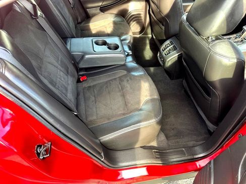 Used 2010 Ford Taurus SHO image 22