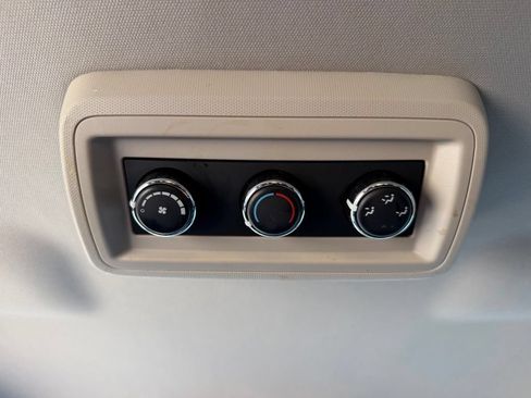 Used 2018 Dodge Journey SE w/ Popular Equipment Group FWD image 16