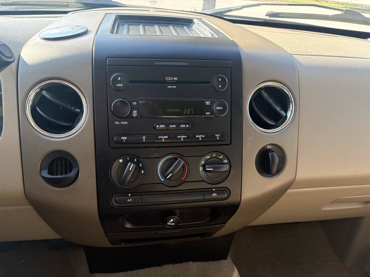 Used 2006 Ford F150 XLT RWD image 17