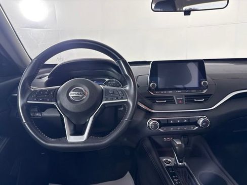 Used 2022 Nissan Altima 2.5 SR FWD image 25