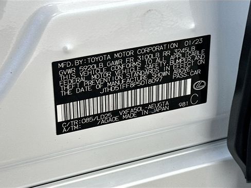 Used 2023 Lexus LS 500 RWD image 33