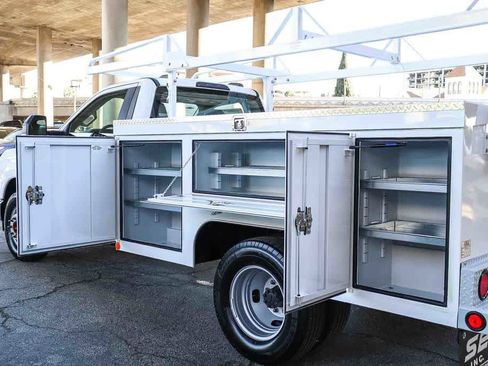 New 2026 Ford F350 XL w/ XL Chrome Package image 31