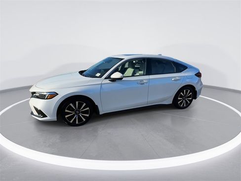 Used 2022 Honda Civic EX-L image 7