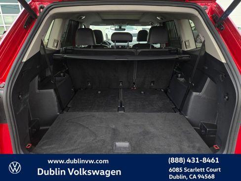 Certified 2021 Volkswagen Atlas SE w/ Panoramic Sunroof Package image 26