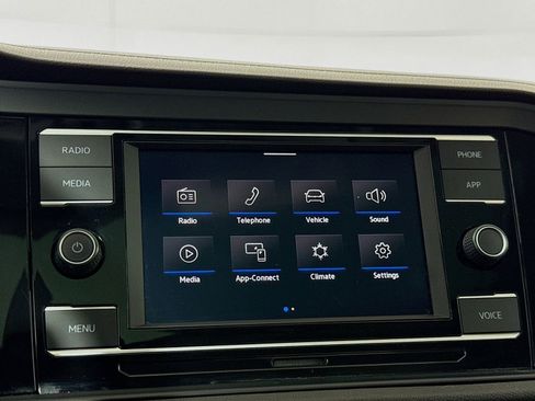 Used 2020 Volkswagen Jetta SE FWD image 16