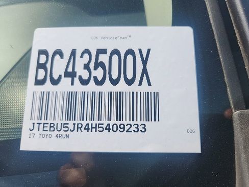 Used 2017 Toyota 4Runner TRD Off-Road Premium image 4