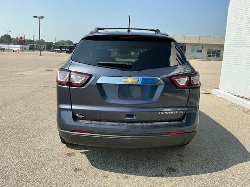 Used 2014 Chevrolet Traverse LS image 21