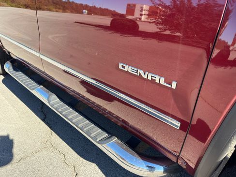 Used 2017 GMC Sierra 1500 Denali image 4