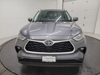 Used 2020 Toyota Highlander XLE AWD/4WD video 2