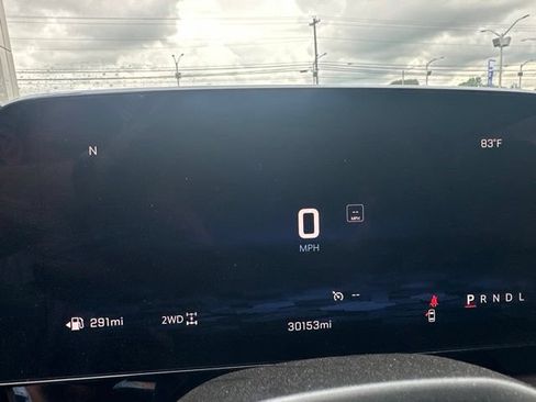 Used 2025 Chevrolet Tahoe Z71 AWD/4WD image 14