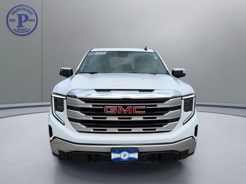 Used 2023 GMC Sierra 1500 SLE AWD/4WD image 2