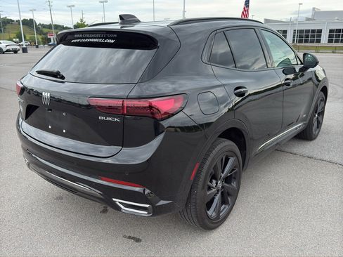 Used 2025 Buick Envision Sport Touring AWD/4WD image 5