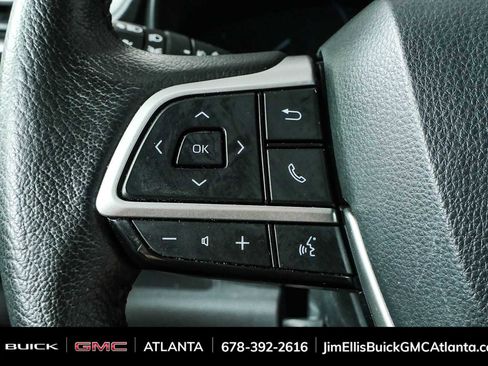 Used 2024 Toyota Sienna XLE FWD image 10