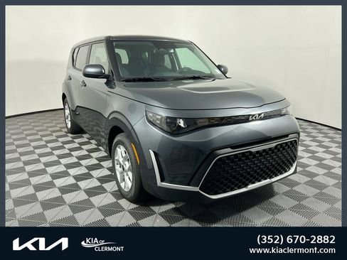 Certified 2025 Kia Soul LX w/ LX Technology Package FWD image 1