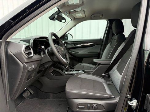 New 2026 Chevrolet TrailBlazer LT w/ Convenience Package FWD image 6