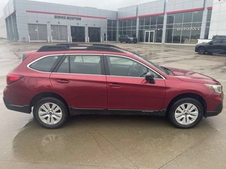 Used 2018 Subaru Outback 2.5i AWD/4WD video 3