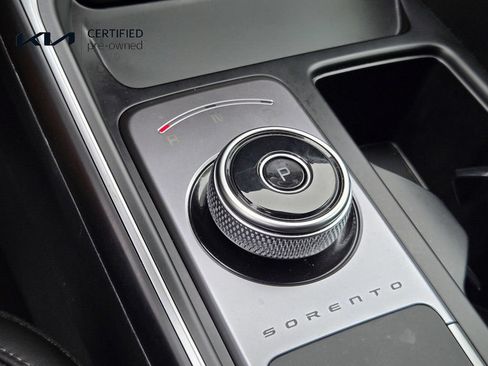Certified 2023 Kia Sorento EX FWD image 21