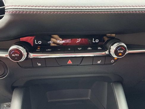 New 2026 MAZDA MAZDA3 Carbon image 34