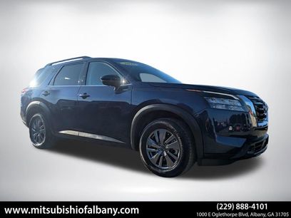 Used 2025 Nissan Pathfinder SV