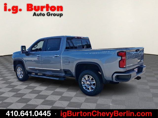 New 2026 Chevrolet Silverado 2500 High Country w/ High Country Premium Package AWD/4WD image 3