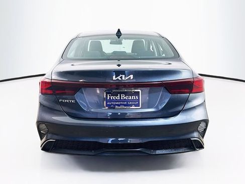 Used 2023 Kia Forte LXS FWD image 7