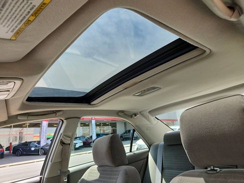 Used 2005 Toyota Camry XLE image 17