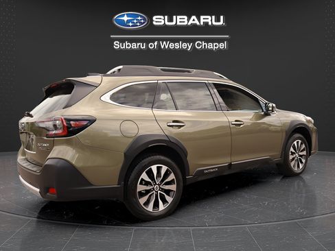 Certified 2025 Subaru Outback Touring XT w/ Popular Package #2 AWD/4WD image 10