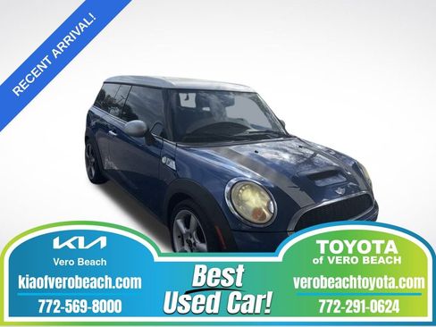 Used 2009 MINI Cooper Clubman S image 1